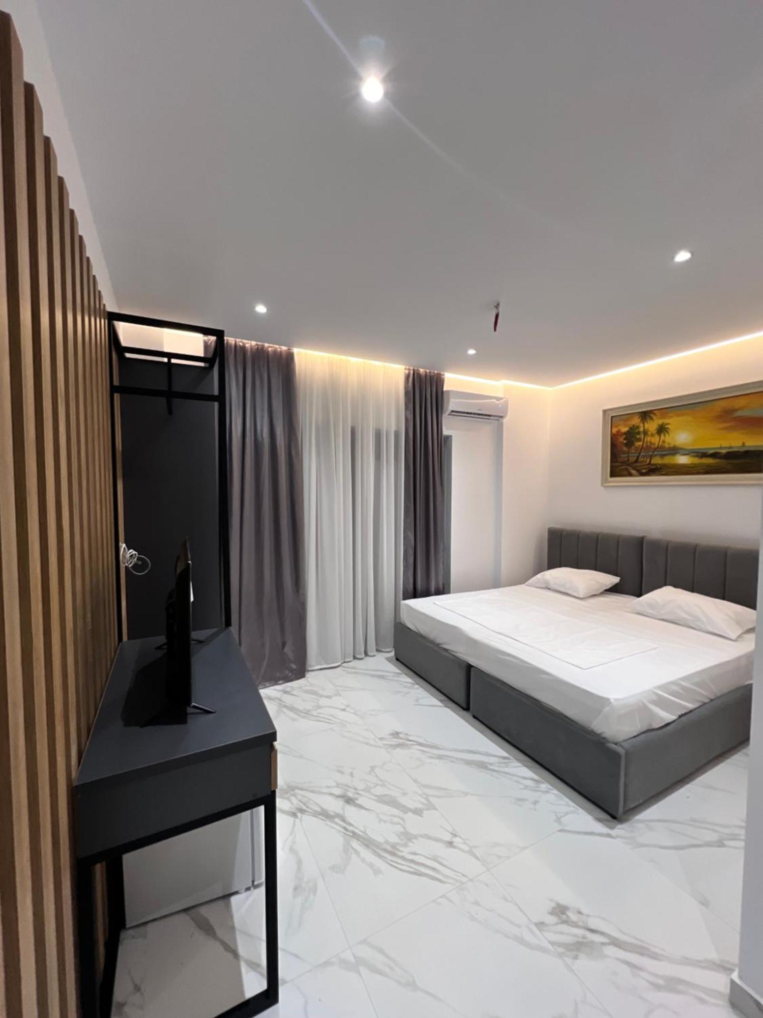 Lezet Hotel Sarandë 외부 사진