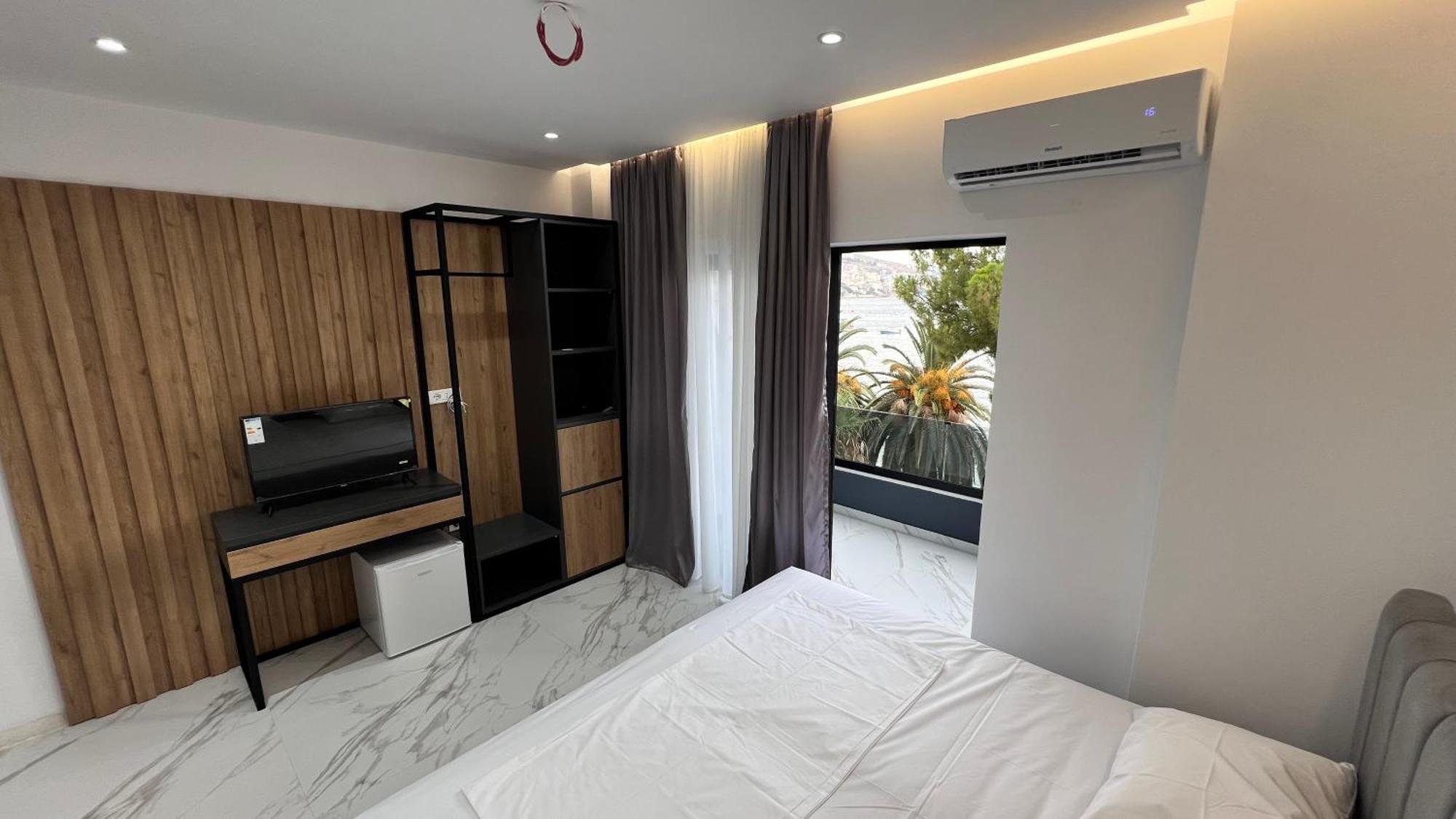 Lezet Hotel Sarandë 외부 사진